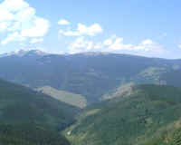 Vail.2.JPG (31440 bytes)